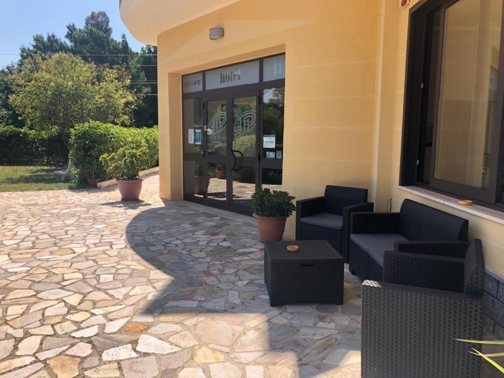 Hotel Ristorante111 Villapiana Buitenkant foto