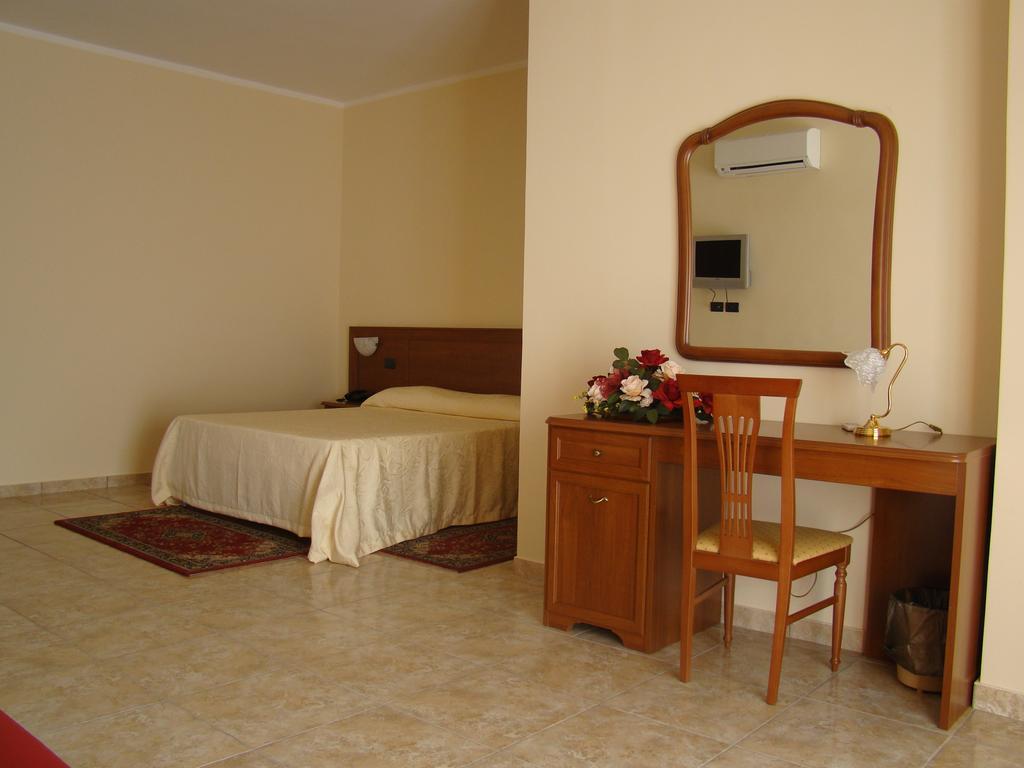 Hotel Ristorante111 Villapiana Kamer foto