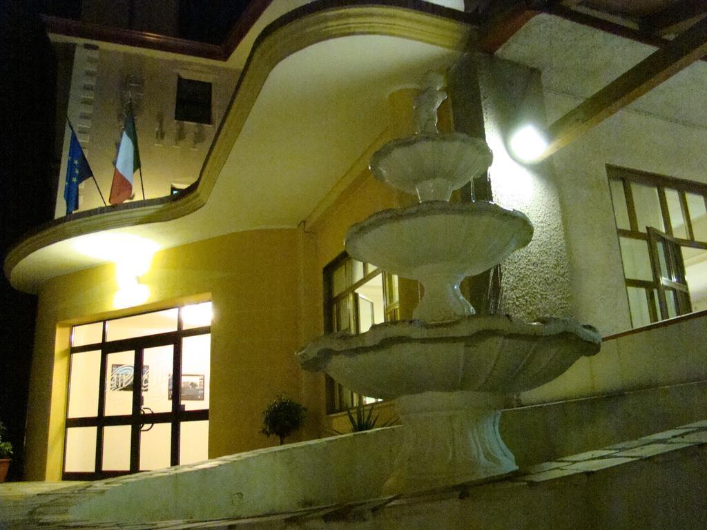 Hotel Ristorante111 Villapiana Buitenkant foto