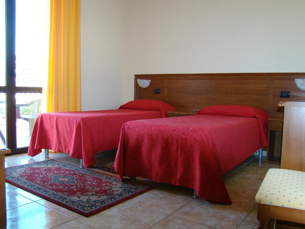 Hotel Ristorante111 Villapiana Kamer foto